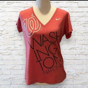 Washington Nationals Women’s V-Neck T-Shirt - NBA - Size Large Slim Fit